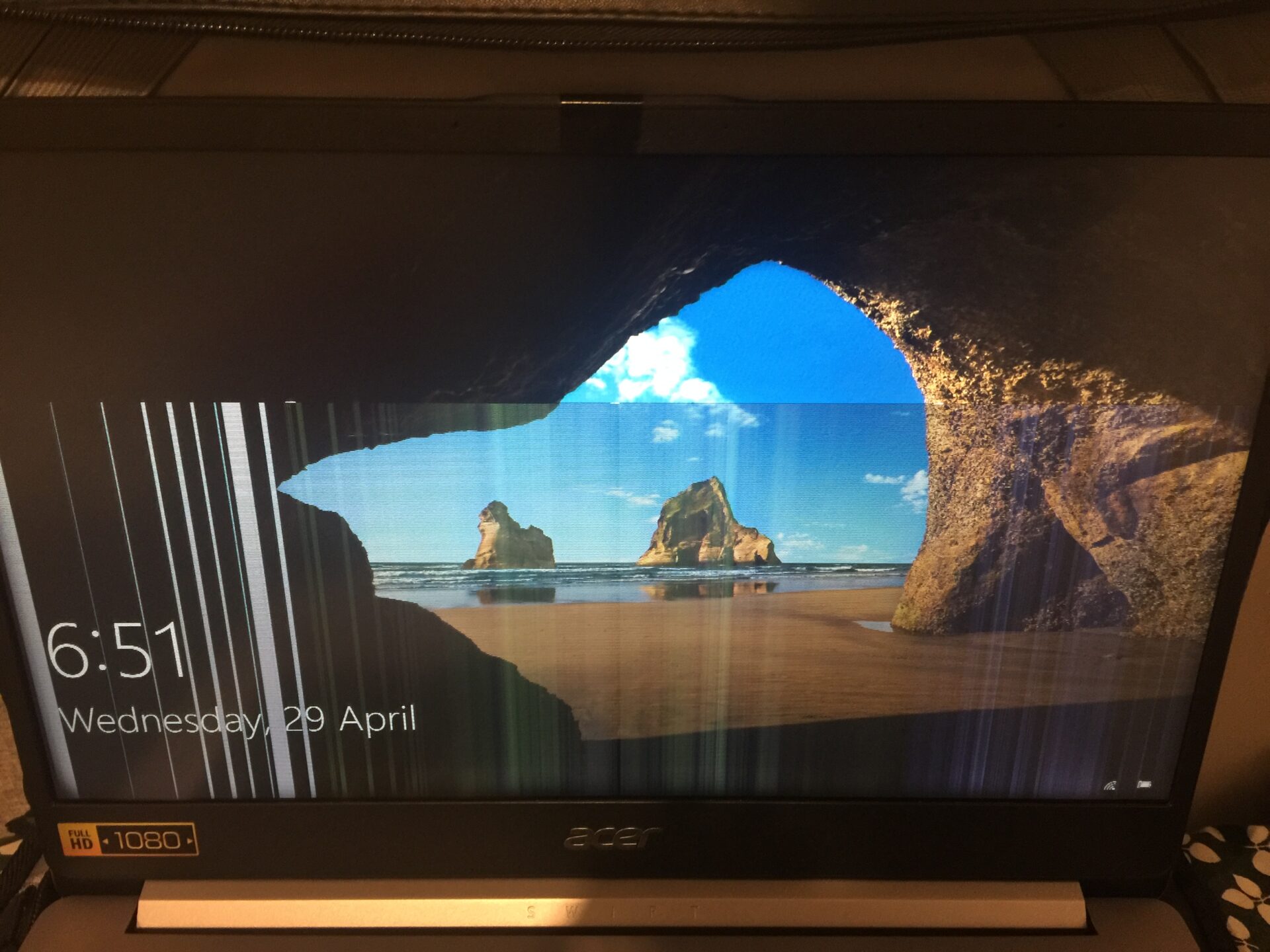عدم نمایش درست رنگ ها در ال سی دی لپ تاپ