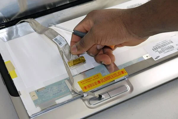 تعمیر و تعویض کابل فلت لپ تاپ ایسوس