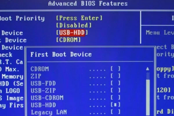 تنظیمات بوت لپ تاپ دل