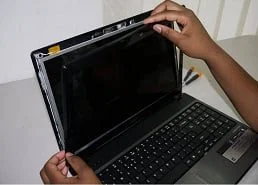 باز کردن قاب لپ تاپ