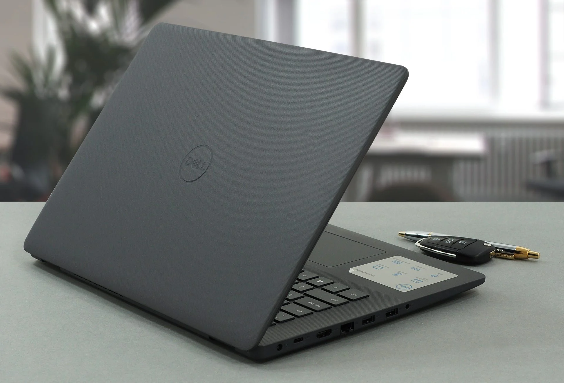 inspiron 7000 series لپ تاپ دل