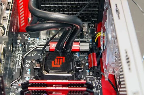 اسمبل نادرست کامپیوتر و مادربرد