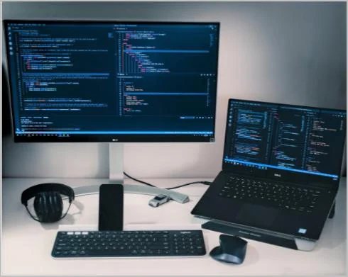 بررسی سالم بودن ال سی دی با یک مانیتور دیگر