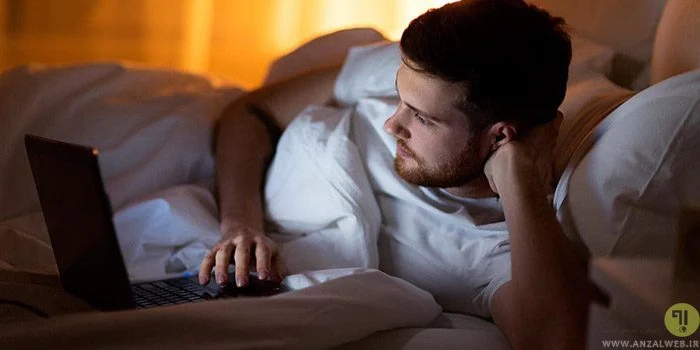 سطح نا مناسب برای قرارگیری لپ تاپ