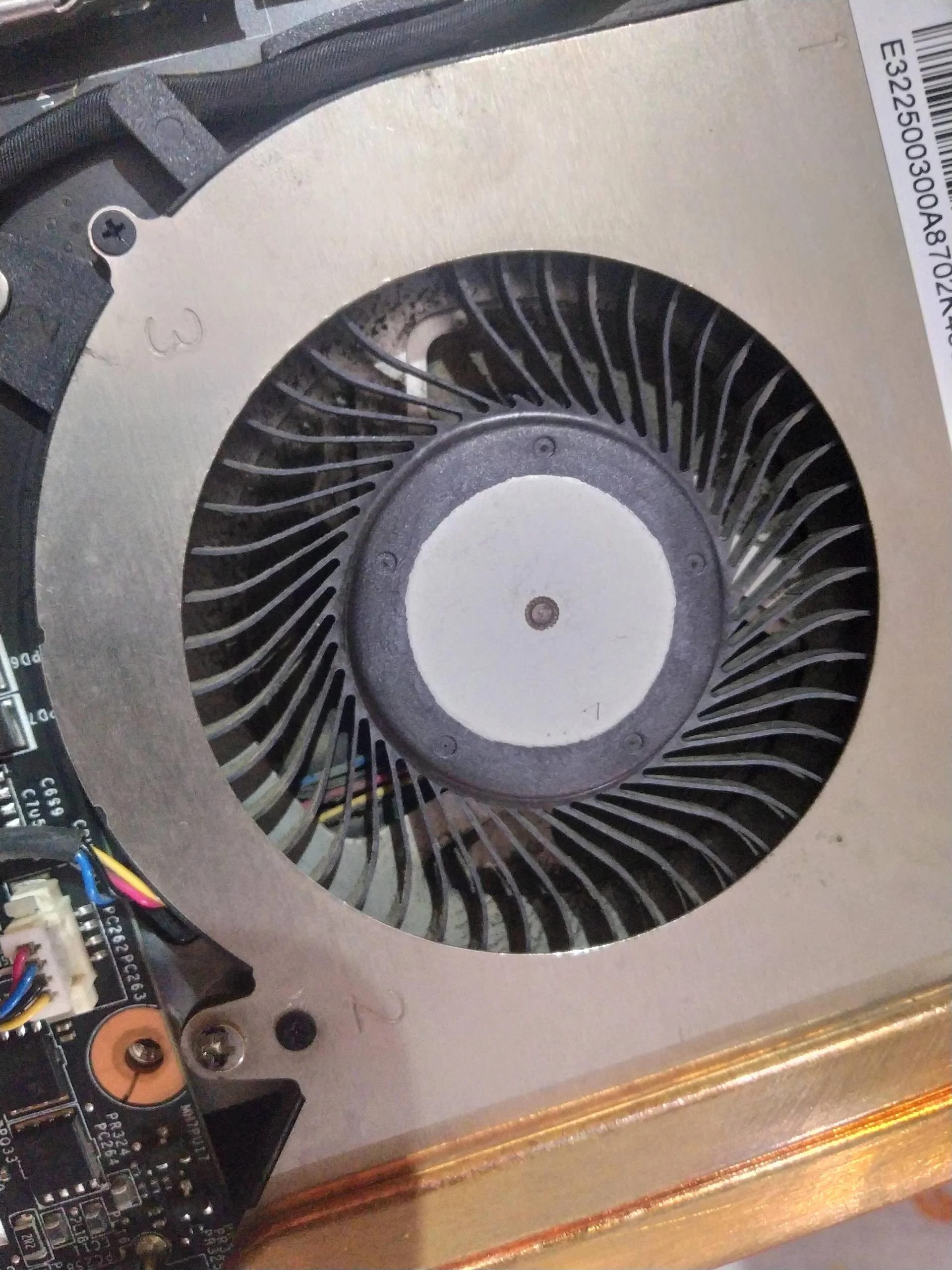 قیمت تعویض فن لپ تاپ