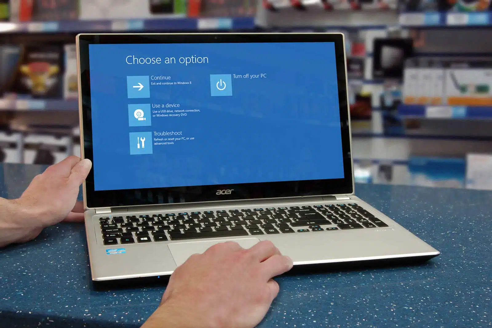 تعمیر و عیب یابی نرم افزاری لپ تاپ ایسر
